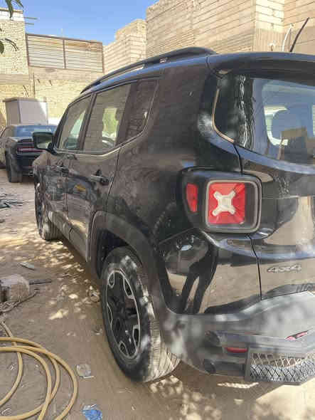 السلام عليكم 
جيب رنجيد ٢٠١٧ رقم نجف حره
فول عدا الفتحة
للاستفسار الاتصال على الرقم 
***********
