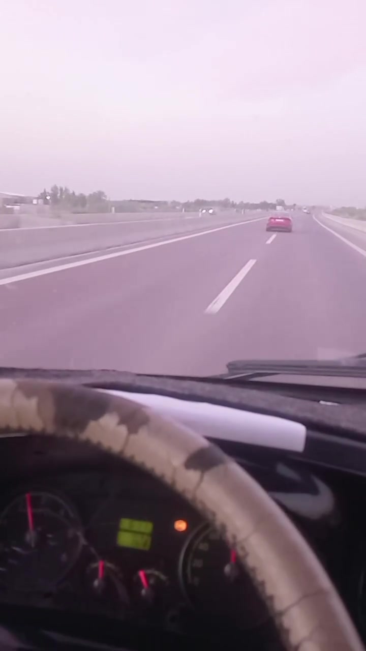 سلام عليكم اخواني الكرام سياره جاهزه للنقل للجميع المحافظات بغداد بابل رمادي اربيل موصل بصره ناصريه عماره سماوه والرزق على الله 
***********
واتساب
