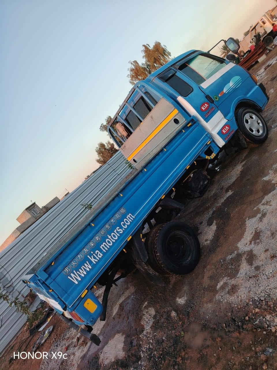 السلام عليكم 
كيا بنكو ١٩٩٣ رقم بغداد للبيع 
سنوية مشروع وطني ل٢٠٢٧
كير ومحرك آكسل شاصي خير من الله 
صبغ حزام للجمالية سيارة جاهزة 
السعر ٤٥
مكاني بلد طريق السيد محمد 
للاستفسار  ***********
                ‏‪***********‬‏
