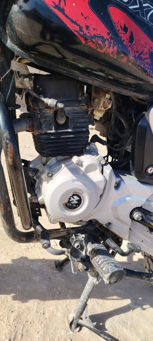 سلام عليكم 
بوكسر موديل 22
بيها خيط تبخير 
أوراق كامله 
مكاني بغداد الوشاش قريب ع الإسكان 
سعرها 950وبيها مجال 
رقمي ***********
