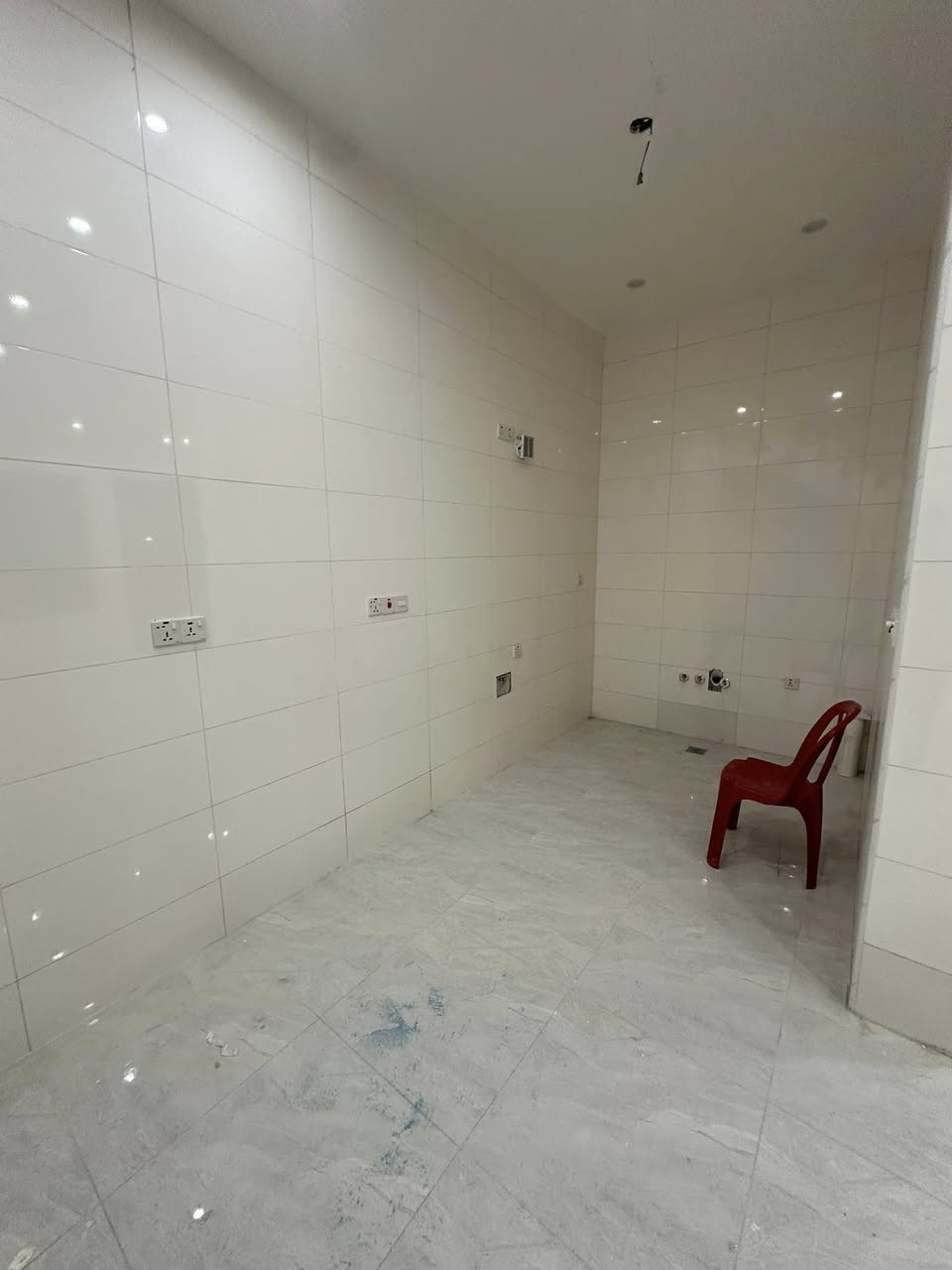 للأيجار  VIP  في #السيدية📍

مشتمل مودرن غير مسكون سابقا✔️

يحتوي  على 3 غرف نوم وصالة ومطبخ وخدمات عدد 3

الموقع السيدية الضباط 📍

الايجار مليون 200 🔶
_______________________________________

للأستفسار اكثر تفضلو بزياره مكتب الطائي للعقار 💎

السيديه شارع المركز عماره شركه السراب للمطابخ ✔️

او الأستفسار ع الارقام ادناه 📞↘️↘️ (متوفر واتساب )📌

***********
