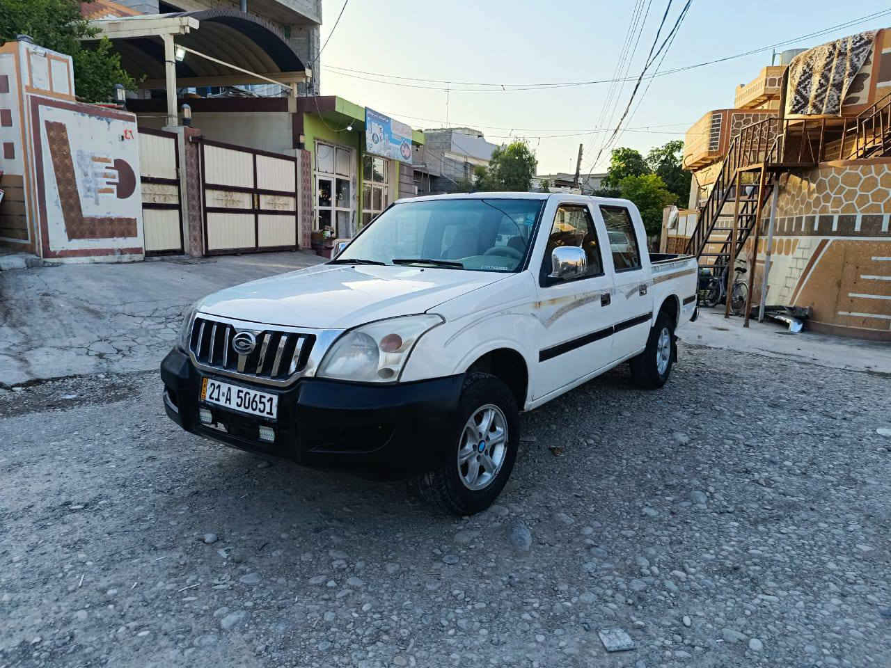 بيكاب گوناو 
مۆدێل2006
ماشەاللە لەجوانی 
جەکوش بەگیانیەوە نیە
بێ بۆیاخ  گێرومەکینەی باشرت  
سەیارەکە ماڵی دۆست بێ مسروف  
(***********) شوێنە ڪەلار خناقين, ديالى
