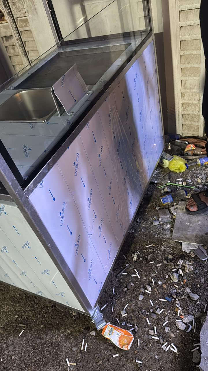 سلام عليكم شوايه مال بركر للبيع اشتريته وما اشتغلت بيه وجديده ما مستخدمه رايده 450 وبيه مجال مكاني الاعضميه 
رقم تلفوني ***********
