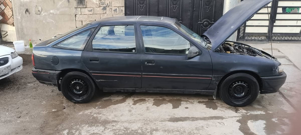 سلام عليكم سياره اوبل فكترا موديل ٩١ كير محرك شرط رقم جديد شرط تحويل كوبون بانزين كامله مناقصه شي ***********
