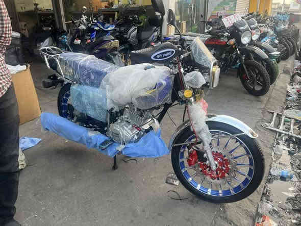 السلام عليكم
((((أقساط بدون مقدمه))))
القسط الشهري 83 الف 
كي كارت وماستر كارت الرافدين.... 
سافين موديل 2025
محرك 200
لمده 18 شهر
المكان ناحيه الشورة قرية زهرة خاتون 
*********** اتصال
*********** واتساب
