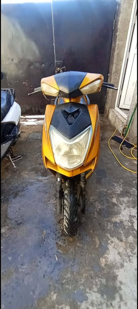 السلام عليكم دراجه سبيسي ياباني محرك 90الدراجه نضيفه جدن كلها شغاله يرادله بس كتف اشاير نكره الدراجه بيها معدل طركاعه 😅سعرهى 400وبيها مجال للشراي 

دراجه سكنز شمعه صيني كلها شغاله اشاير هورن دبل اشاره لايت بك لايت كلها شغاله يرادله بس واير مال كيلو متر وجاملغ محركها خير من الله هم نكره سعرها 200وبيها مجال قليل 
مكاني حي المعلمين طريق السيد ابراهيم يم صيدليه الباز رقمي***********
