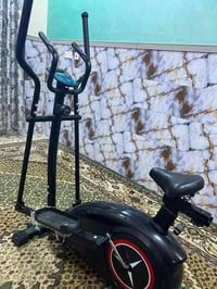 جهاز ركض • يتحمل ٢٠٠ كيلو • قياس دقات القلب