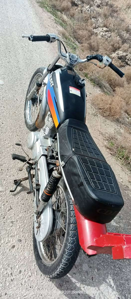 سلام عليكم دراجه البيع السعر 425 وبيهه مجال دراجه كدامكن مكاني كربلاء طريق كربلاء نجف عمود 720 وبيكم خير ودللو 
الرقم ‏‪***********‬‏
