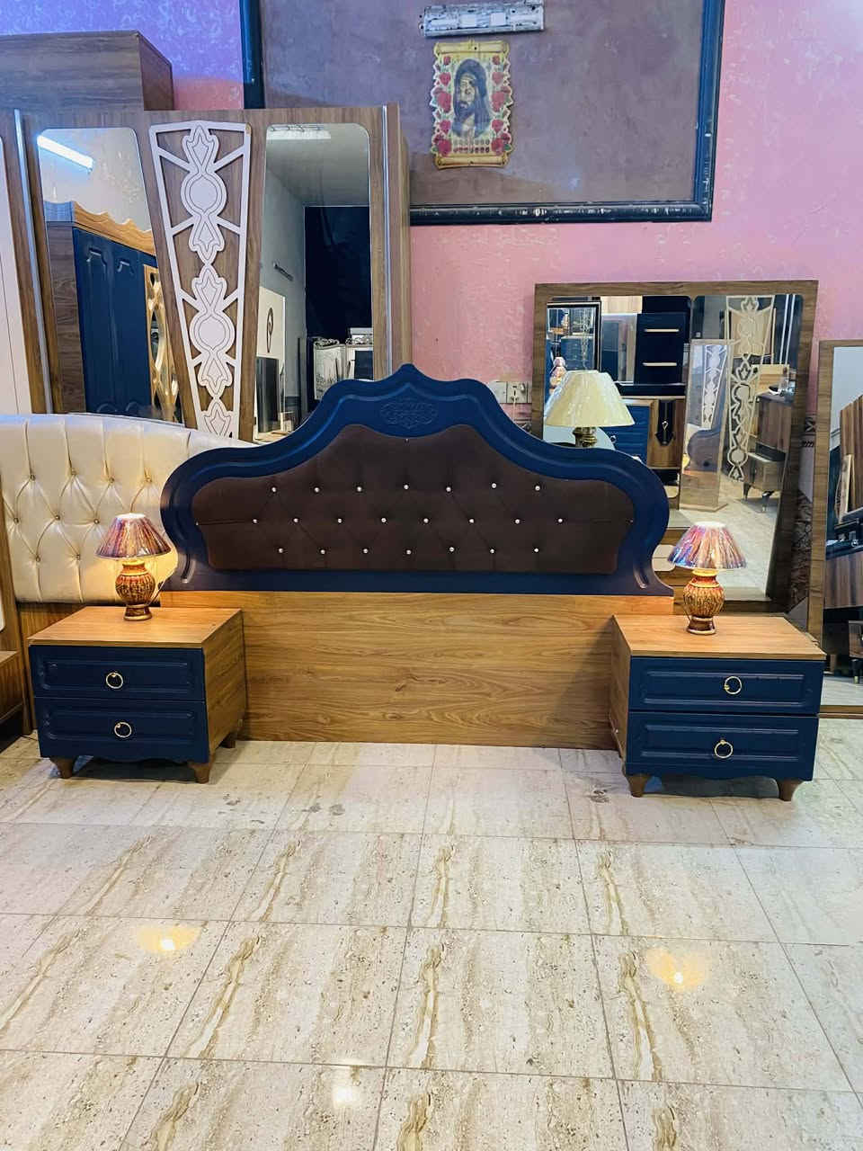 غرفه كانتري اصلي كولش حلوه نازكه 8قطع بس 700شد ونقل مجاني حجز على وتساب*********** تابعو صفحه ،🌟✨
