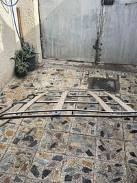 سيبايه للبيع السعر 75وبيهه مجال الاتصال 07735455366