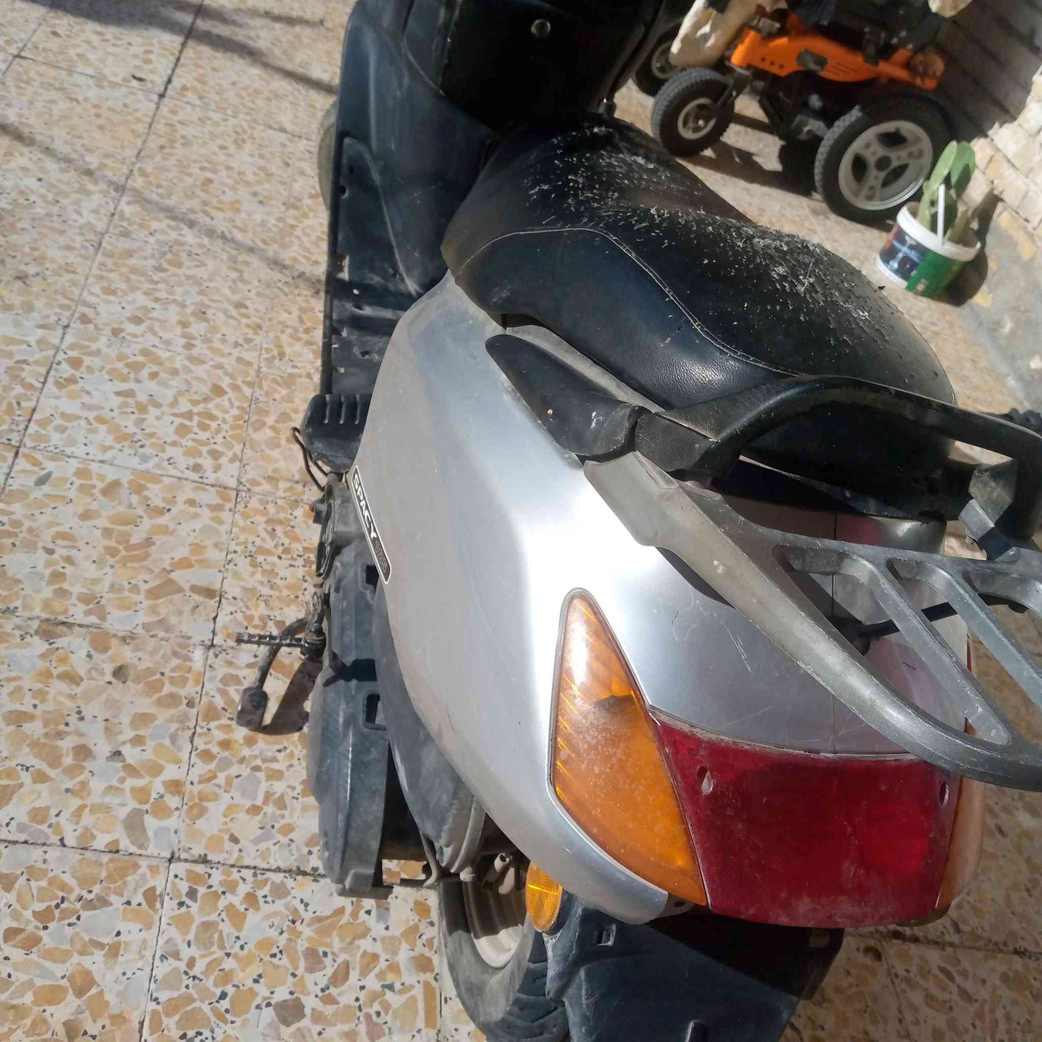 شغاله مابيه شي سعر 175 الو ***********
