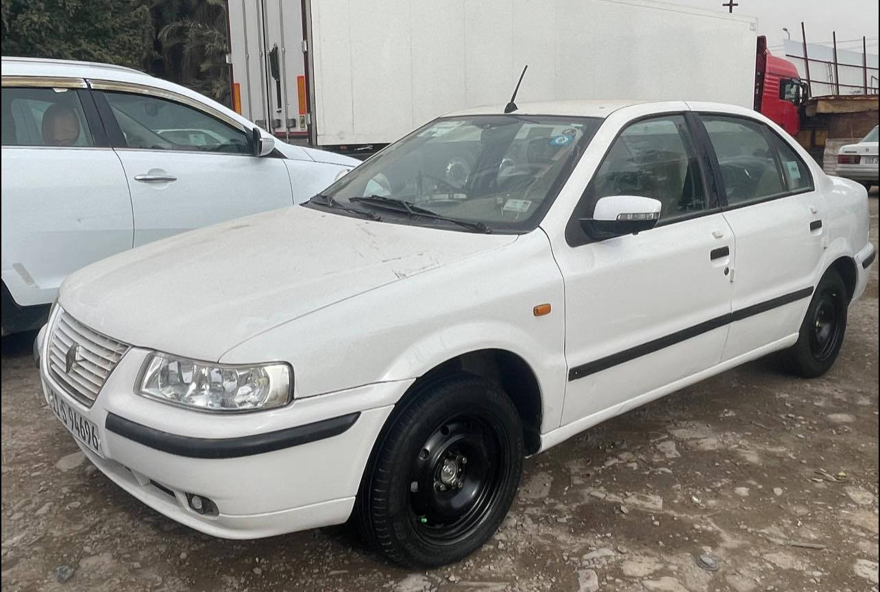 سلام عليكم سمند 2012 كرستال اصل 
رقم بغداد إنجليزي سيارة جديدة 
‏على وضع الشركة بلادية جاهزة من كل شيء 
‏ تبريد ثلج  تخم تاير  جاهزة مال جنا 
‏مكان بغداد الاستفسار  ***********￼￼
