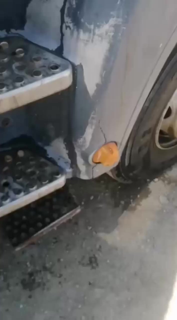 سلام عليكم خباطه البيع الشراي يتصل ***********
