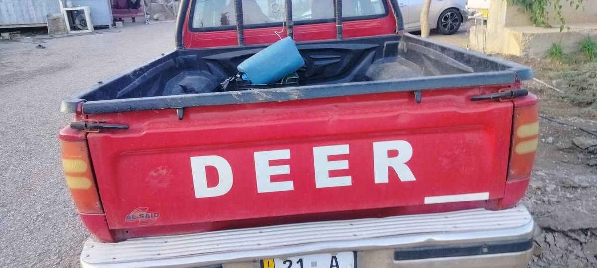دیر ٢٠١٢ بێ بۆیاخ بێ لێدران تەنها کاڵ بونەوەی هەیە 
بۆ زانیاری زیاتر پەیوەندی بکەن
*********** السليمانية, العراق
