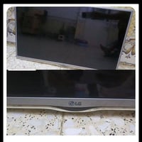 شاشة ٣٢ • نضيفة • بدون نت