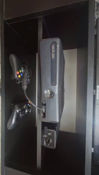 ￼ ‏ XBOX360 للبيع او المراوس بـ بلي4￼  العنوان: بغداد الدوره  جهاز نظي...