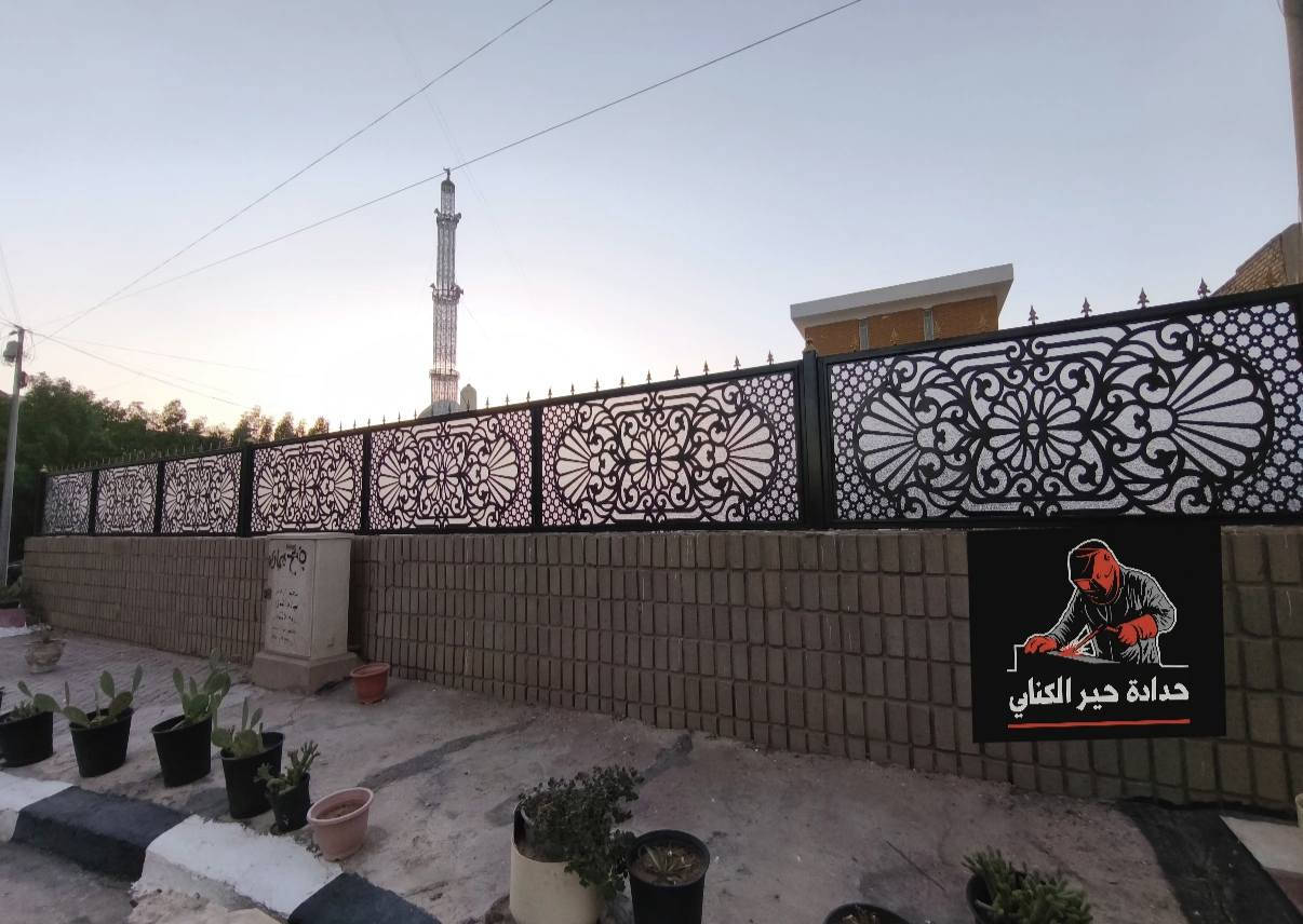 📐حداده حيدر الكناني
باسعار تنافسيه مستعدون كافه انواع الحداده🧑‍🏭
 ابواب🚪 شبابيك🪟 كرفانات🏪 محجرات ☑️سقايف كيسبان✅ غرف سندويج✅ سياج خارجي ✅ مراجيح ✅قمريات مطابخ ✅يتوفر لدينا احدث الديكورات التركية 🇹🇷 العمل داخل بغداد العنوان بغداد العبيدي 077‪33120196/***********
