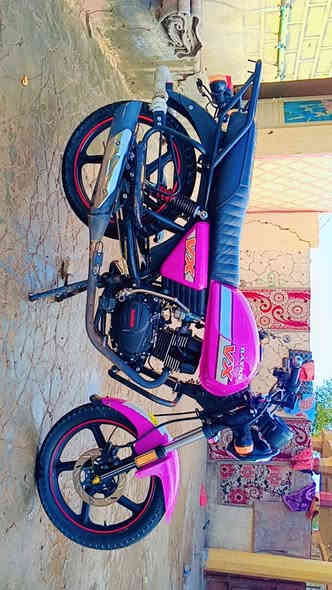 سلام عليكم دراجه البيع ديون نفخ موديل 23 وراق سنساخ مكوفله كفاله عامه جديده حلوه  محرك كهربيات كامله مبيه اي نقص محرك 200 كتابه حمراء درجه شرط حلاء من الصوره كامله تجي وتشوف بيعنك السعر 1300 وبيه مجال الشراي يتصل وبيك خير ودلل ***********
