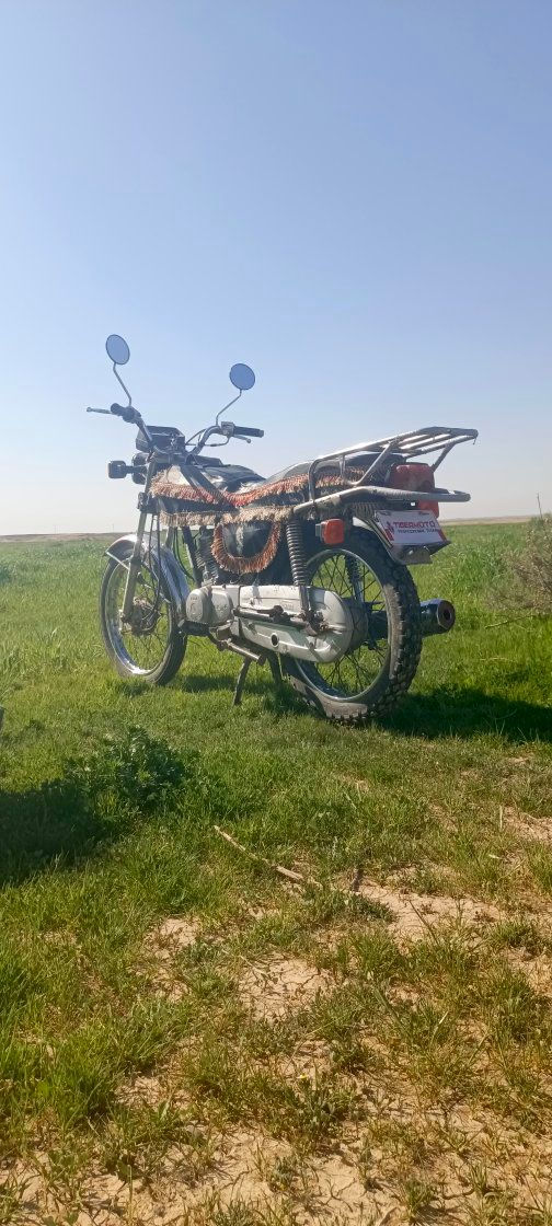 السلام عليكم دراجه 4 كير موديل 15للبيع محرك ياباني أصلي كهربائيات كلهن شغالات يرهم بيع او مراوس


**إذا كنت صاحب هذا الإعلان وتريد حذفه لأي سبب، رجاءا أرسل رسالة إلى الدعم الفني**