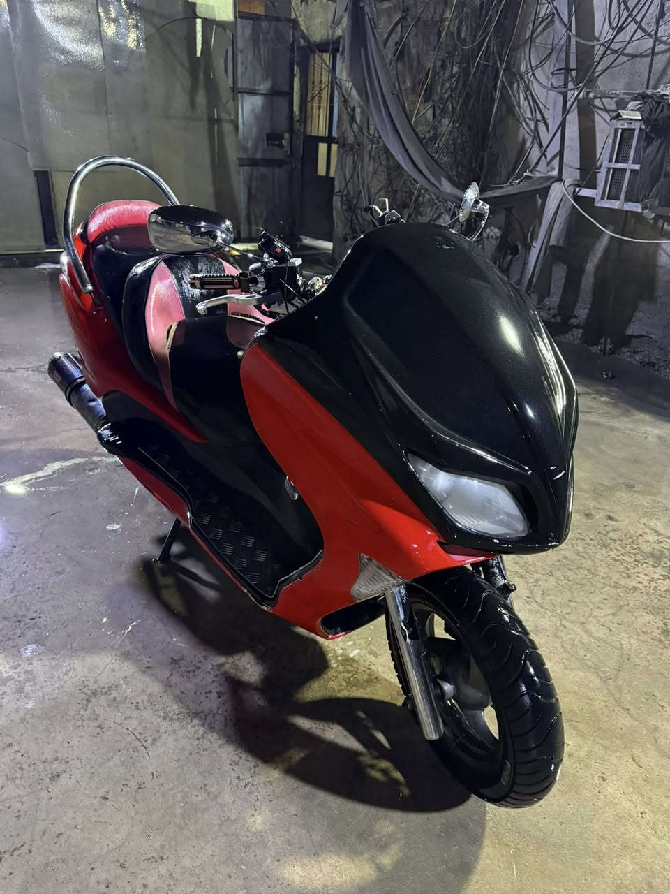 فورزا 0.9 كرستال بومة اصل كلة تزويد رياضي نازلة من معرض زيد وتوت
لون ابيض مصبوغة احمر للجمالية 
بيها نقوصات بسيطة  نكرة سلف كهربائيات كلها شغالة
محرك مكفول برغي ما مفتوح 
عارضها ب٨٥٠ وبيها مجال للطيبين 
مكاني حي الجهاد 
رقمي ***********
