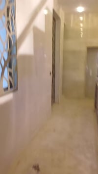 شقة • طابق أول • شارع المسبح