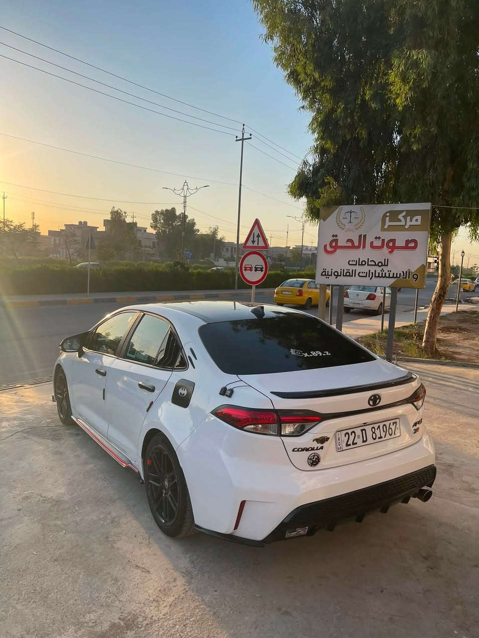 السلام وعليكم 

سياره كورلا 2021 apex✅

للبيع او مرواس فورتي جيتي فقط يكون فول✅

سياره ضرر خارج العراق جاملغ وبابين بدون معجون ولا دواخل ✅

مواصفات ✅

بصمه تشغيل ✅

بصمه باب ✅

بصمه صندوك✅

تحديد مسار✅

مانع انزلاق ✅

تثبيت كروز✅

اكزوز رياضي ✅

سكف بلادي شركه اسود ✅

شفتات استيرن ✅

وبيها موصفات هواي ✅

بس بدون سلايت ✅

سيارت رياضي بلادي ✅

✅السعر عل رقم ما جوب خاص ✅

***********✅
بي وتساب هم ✅
