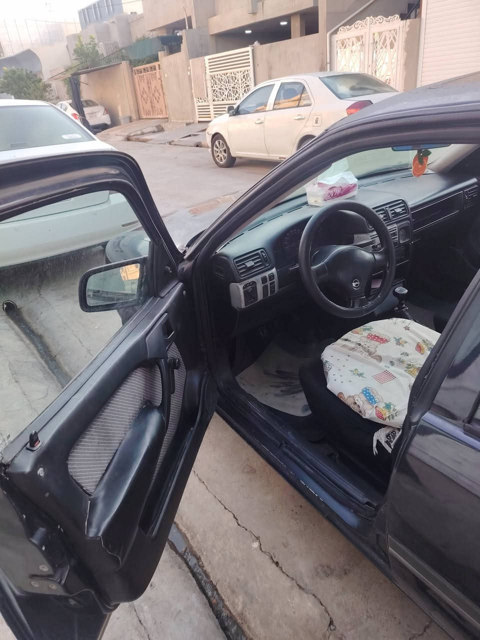 السلام عليكم اوبل فكترا محرك 18كير عادي سنويه جديد ل30شرط كير ومحرك وضربه سياره جديده مبيها مصرف سلايت دفتر بنزين بيها ااسعر ٤٠ وبيها مجال
***********

