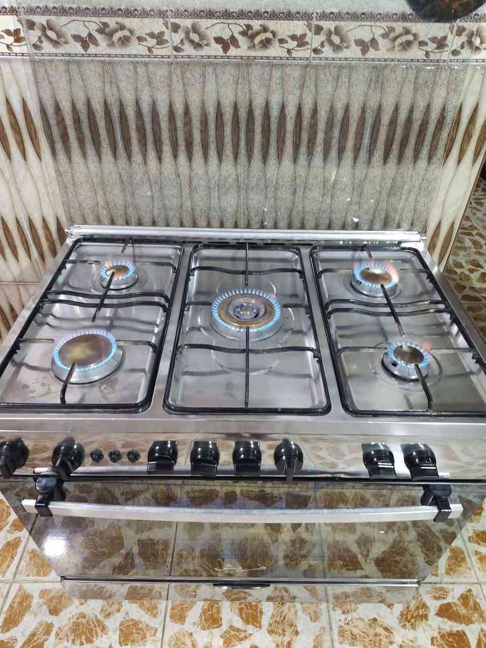 طباخ مصري فريش سعره 225وبي مجال 
يوجد توصيل بالاجرة المكان الدورة


**إذا كنت صاحب هذا الإعلان وتريد حذفه لأي سبب، رجاءا أرسل رسالة إلى الدعم الفني**