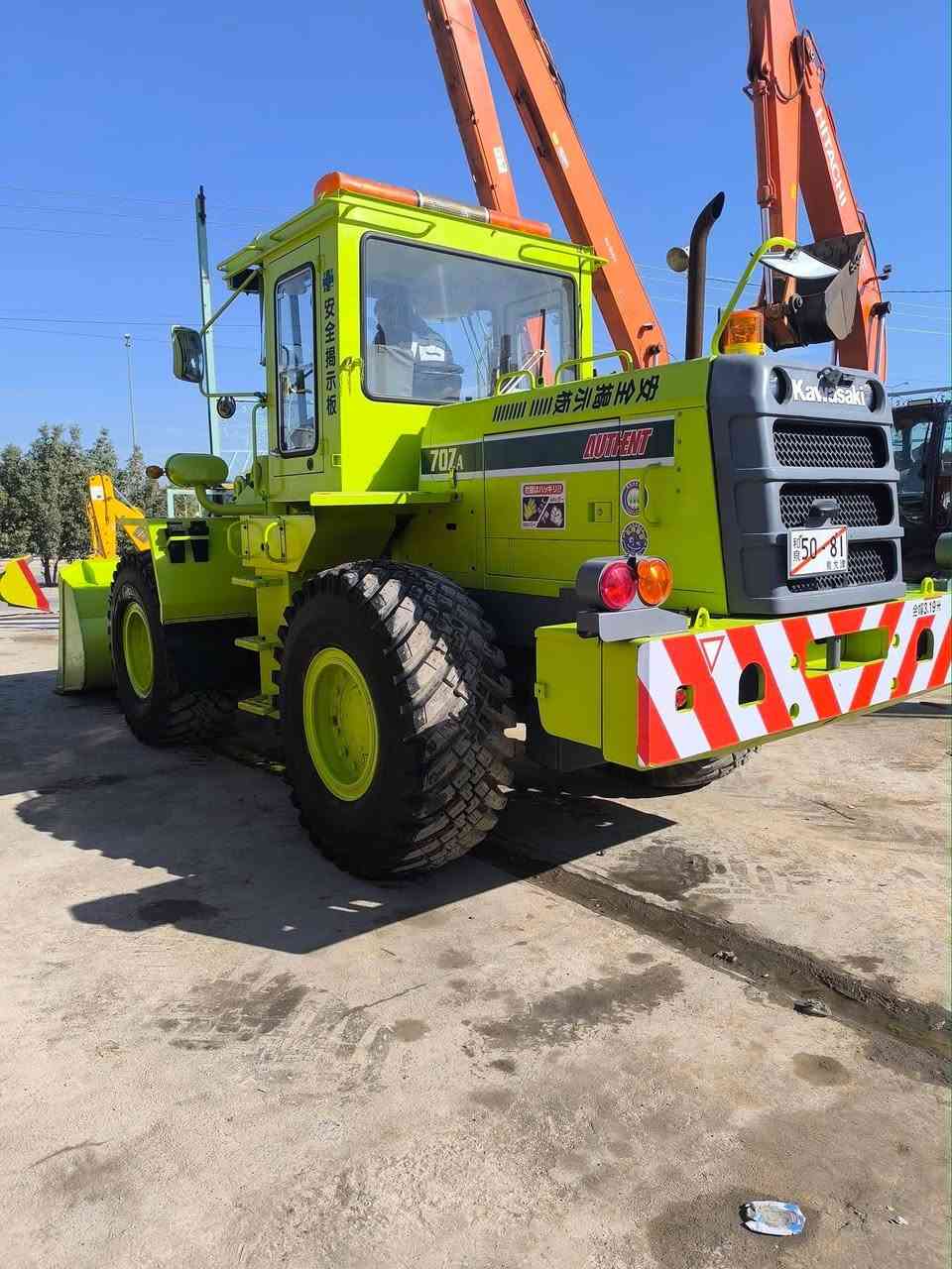 اللهم صلي على محمد وال محمد
كاوسكي حجم 70zA دخول جديد لعراق وارد اليابان
محرك ازوزه 6 سلندر سوبر بم ونوزل مكفول كفاله عامه
تخم تاير ثلجي عداد العمل جداا قليل 4000 ساعه
حتئ كتلوكات الشركه وياه شاهد النضافه 
مكانه بل نجف الشراي فقط يتصل ع رقم ***********
