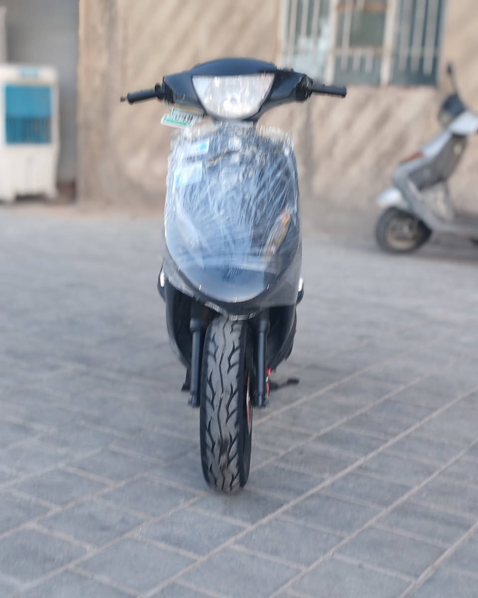 السلام عليكم 🤗🤭
دراجة ماكس عدلة للبيع دراجة بلادية وجديدة خير من الله كلة شغال سلف هندر كهربائيات كلهة شغال دهن جديد تايرات ختم واحد جيب فيتر وفحص عنوان مدينة الصدر للاستفسار (***********)...
