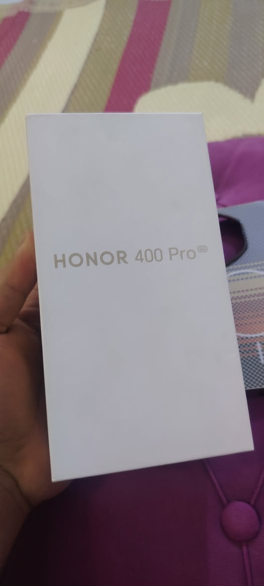 سلام عليكم لبييع هونر 400 برو 512/ ذاكره العشوائيه 12 مكفول من كلشي يريد ع الواتساب حياكم الله  ***********

