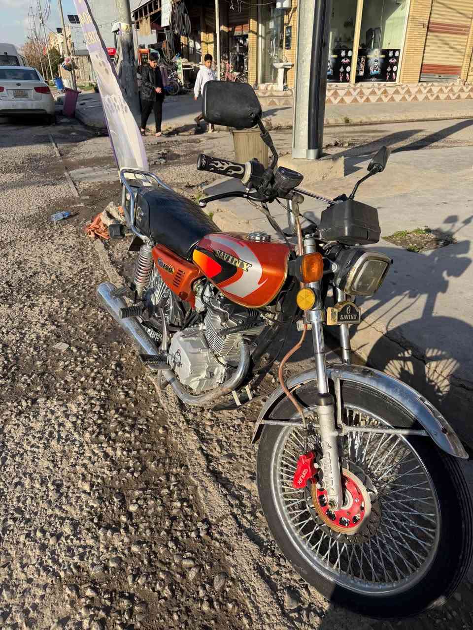 هیچ کێشەی نیە بەس دەبلی دەوێ مەکینەکەپس خاوێن ماڵی دۆستە
*********** أربيل, العراق
