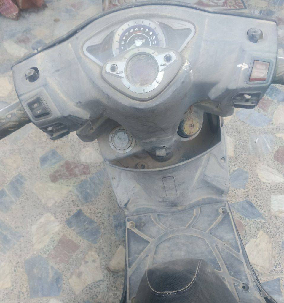 كامكو رايسنك للبيع
ابيع تفصيخ وابيع علة حالته هاي مكينته كايمة وكفراته يرادله ترتيب  ومتروكه صار فترة

 تواصل ***********
