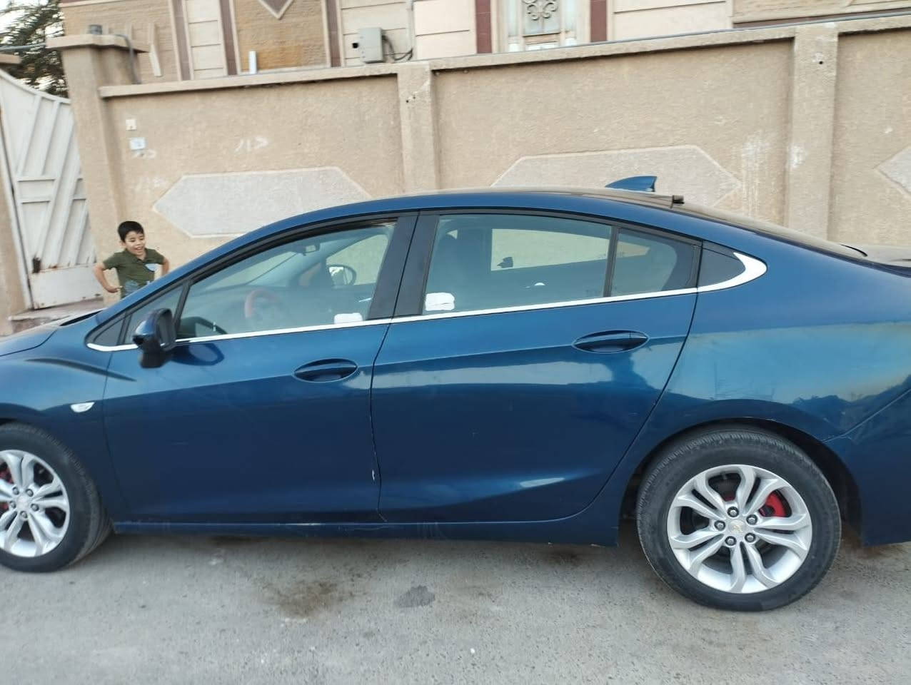 سياره شفر كروز موديل 19
تبريد حداده تخم طيارات جديد
رقم بصره السنويه 31 رقم البصره 
سعرها 90 وبي مجال
اذا اكو مراوس حسب الاتفاق
***********
