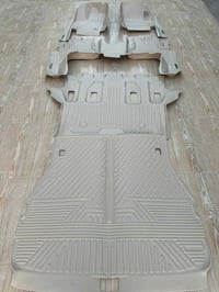 من رخصة الادمن  ارضيات لاندكروز ربل 5D تغليف كامل مع الدوسه و متوفر لو...