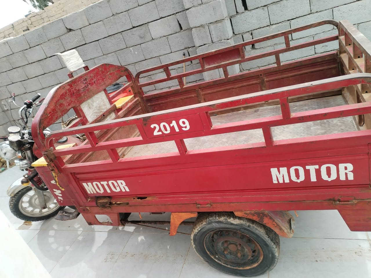 سلام عليكم  جمره فحل ٢٠١٩ اللبيع  المكان شافي جسر سيد علي نور
مكينه ما مفتوحه كهربائيات شغاله وكله جديد لاستفسار التصال برقم ***********
