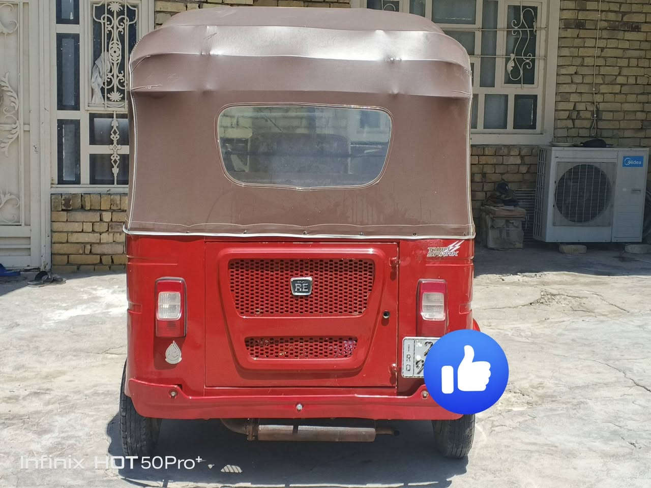 السلام عليكم عندي تكتك للبيع موديل 22 شهر ال 4 مكفوله كفاله عامه مكينه وگشر والسعر خاص الرقم ***********
