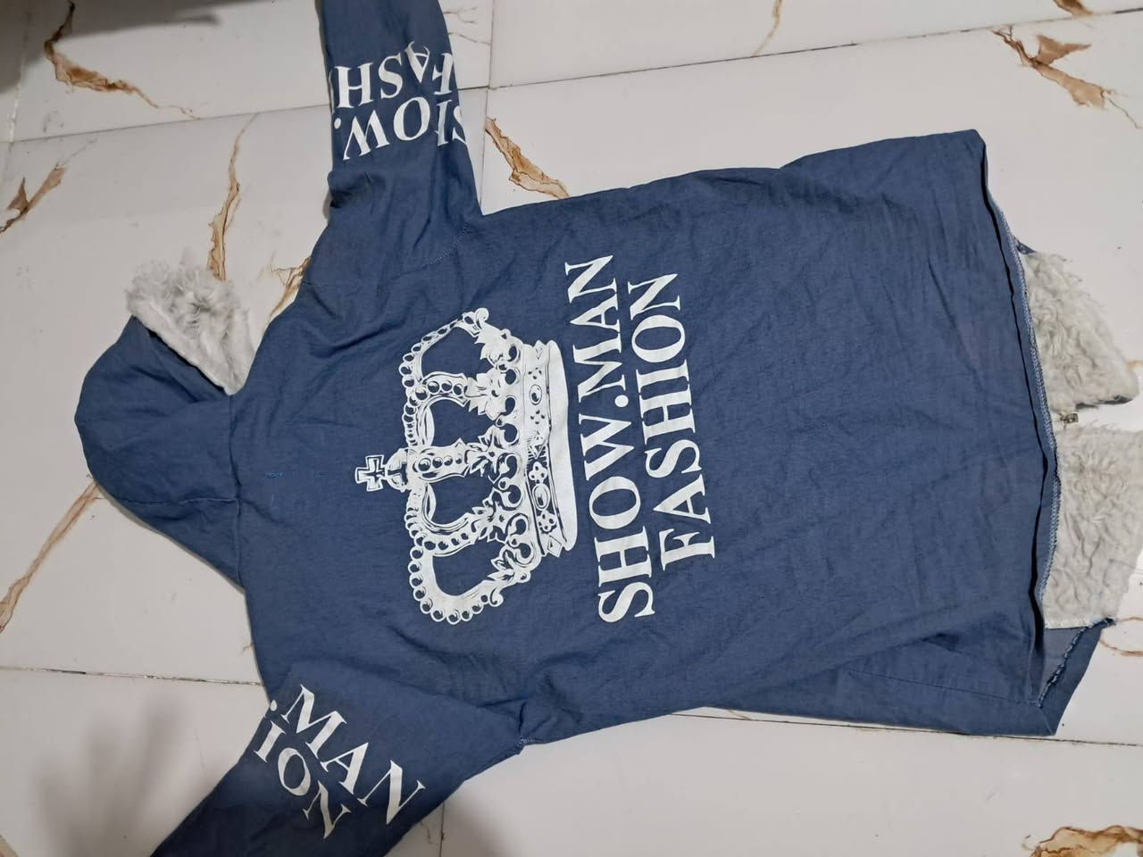 ولادي يلبس من 10الئ13 كلهن بعشره و اذا مفرد هم نبيع وتساب ***********
