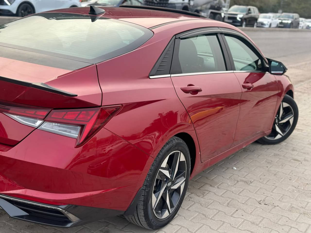 سلام عليكم
النترا 2021 فول 1/1 سياره رقم اربيل الجديد حادثها فقط سرقه 

لادواخل ولا اي شي كير مكينه كفاله كله بشرط حداديه تخم تاير 

جديد مكاني كربلاء ***********(السعر)(اتصل وتدلل

*فتحه

*بصمه

*ترحيب

*تشغيل عن بعد

*لد امامي

*لد خلفي

*شاشه ديجتال

*شاشه جبيره

*كشن كهرباء

*كشن تدفئه

*تحكم استيران كامل

*رادار امامي خلفي 

*اشاير بل مري

*سايد بريك بصمه

*مود درايف

*اوتو هولد
