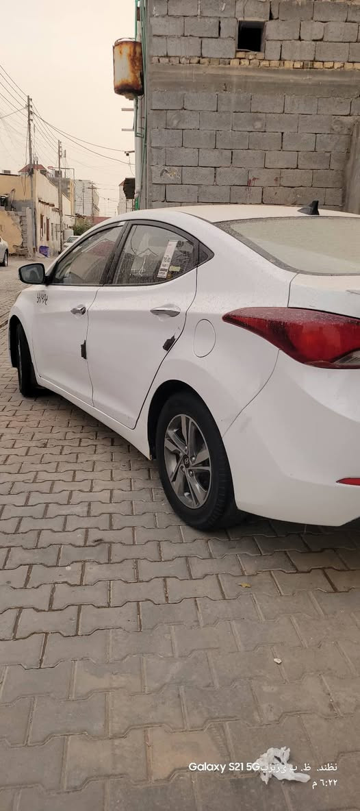 النترا ا خليجي ابيض سياره حلوه وجهازه مكينه 1800 دوش مكينه كير تبريد كفاله سياره بيه جاملغ جه السايق وجاملغ ثاني مبدل بدون ضربه داخليه. وبيه بارد شوف العين سياره بسمي تحويل مباشر السعر 100 وبيه مجال وهاذه رقمي ***********
