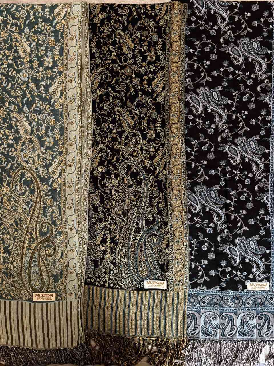 بشمينا شال وطرحة هندي خامة مستورده


**إذا كنت صاحب هذا الإعلان وتريد حذفه لأي سبب، رجاءا أرسل رسالة إلى الدعم الفني**