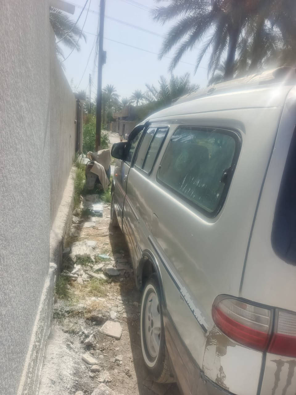 اسلام عليكم للبيع ستاركس سياحي 2007 رقم انكليزي بغداد بسمي تحويل مباشر
سيارة كامله مكمله مكينة كير اكسل كاردن خير من الله 
السعر 70 او بيهه مجال حك الجيه 
بغداد رقم الهاتف *********** بي وات ساب
