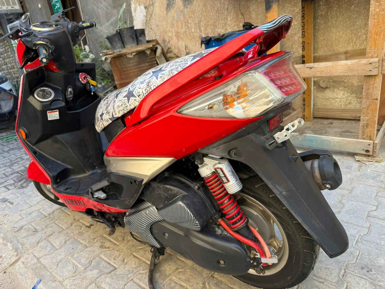 سكنس فحل للبيع

نظافه فول احلا من الصور 

الدراجه حاويه برغي ماناقصهه 

مكاني نجف             السعر (٩٥٠) وبيهه مجال

للأستفسار اتصل ***********.    ما ارد خاااص
