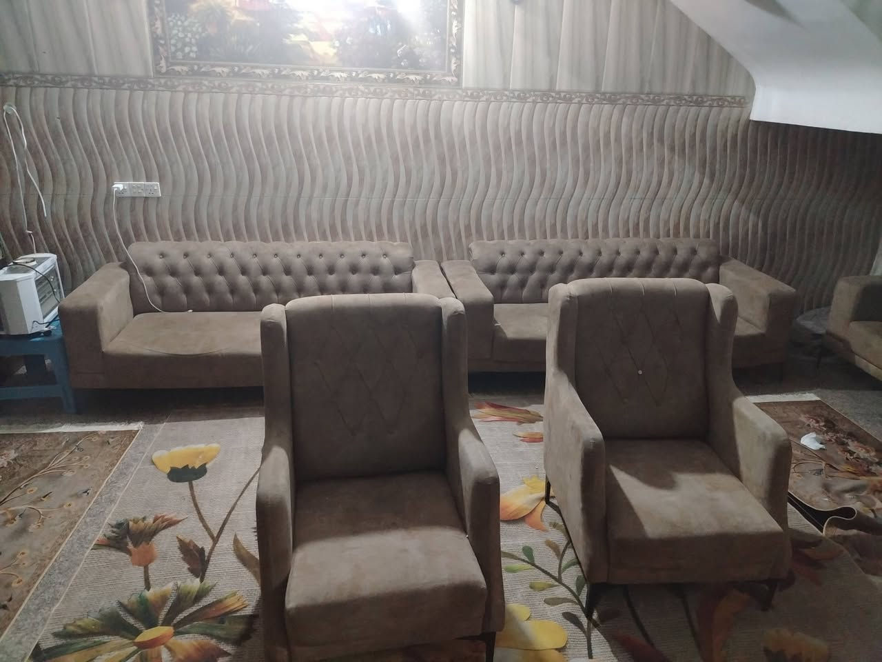 قنفات تركي للبيع مستعمل ٢٥٠ الف مكاني كربلاء رقمي ***********
