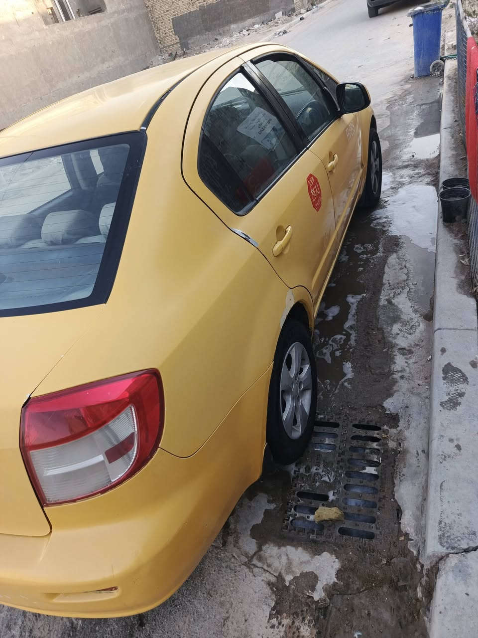 السلام عليكم سيارة ساسوكي X4للبيع موديل2008 محرك 4سلندر 2000 كير عاطل العنوان البصرة أبي الخصيب مقابل المحكمة 
السعر 45
الرقم ***********
