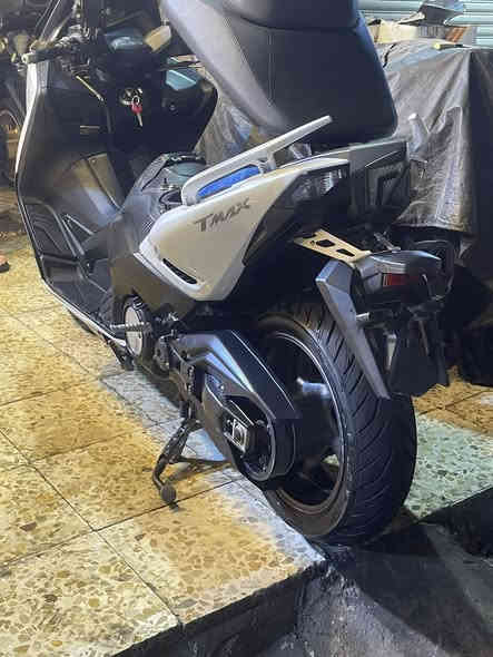 تي ماكس للبيع موديل 14 ماشيه45 الف دراجه شخط ما بيه. كلشي بيه بلادي. اشاير زنون لايت ماله زنون قايش اصلي مو تجاري تجي و تشوف بعينك سويجين  حساس ستاند نضام ABS الدراجه كفاله عامه. السعر  ٤٩ وبيه مجال ***********
