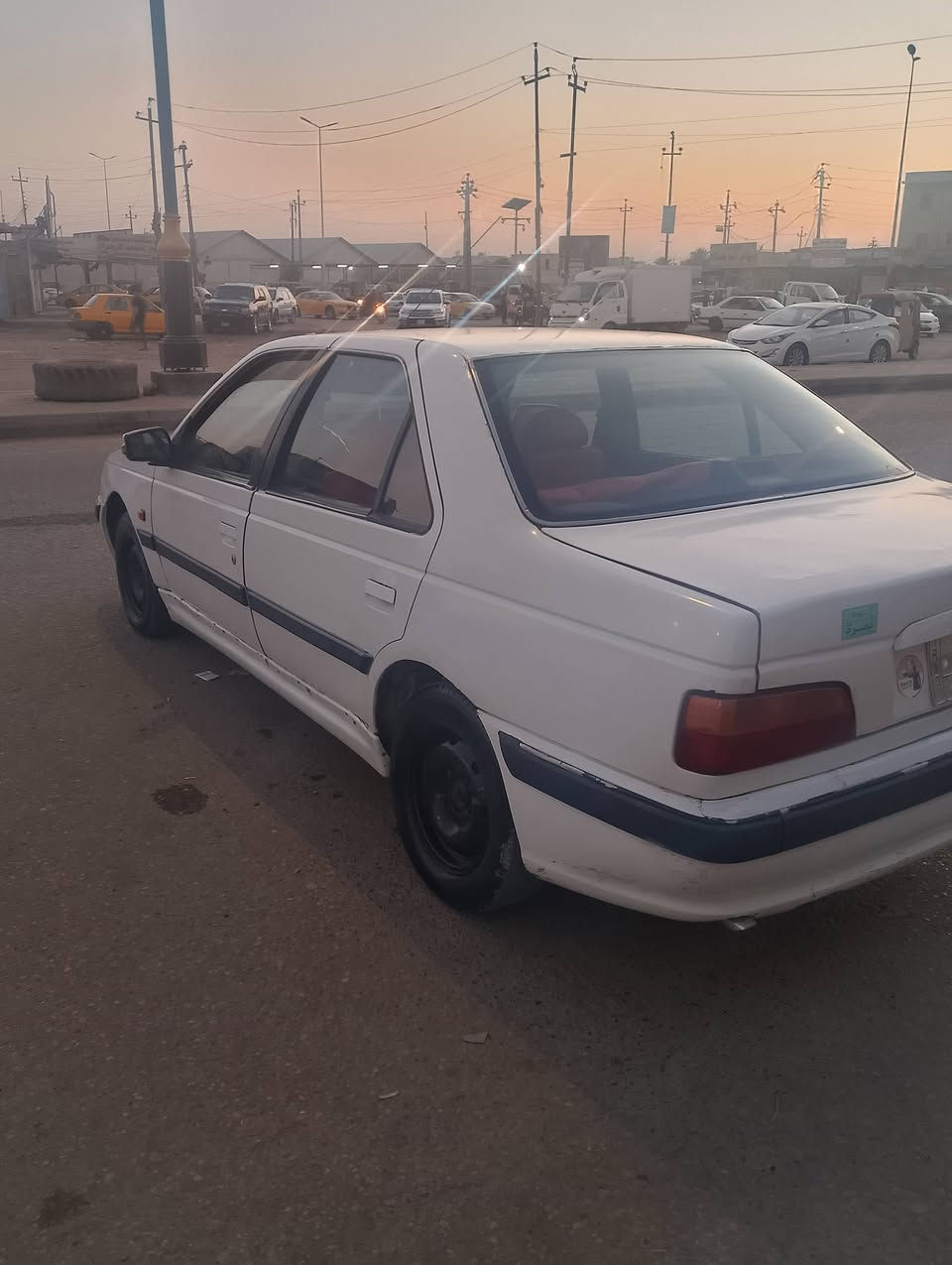 سلام عليكم بيجو بارص موديل 11 سنويه 28 قرامات ولا ألف مصفره رقم بصره وراعيها بصره مكينه تبخر والكشر شوف العين بيها لكاط خياس معمرهن يرادلها حداديه السعر. 32 او مراوس بسمند نظيفه ميسان حي الوحده *********** وتساب فقط
