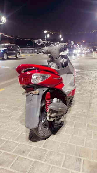 السلام عليكم دراجه للبيع سكنس فحل كوري لدراجه خير من الله جديده دراجه مابيها اي نقص من كهربائيات  وكلشي مكينه مكفوله. كفاله عامه. الدراجه كابريتر شعله معدل الدراجه الشراي يتصل على الرقم ***********. السعر 750 وبيها مجال مكاني الدولعي المو شراي لا يتصل ويتعبني.
