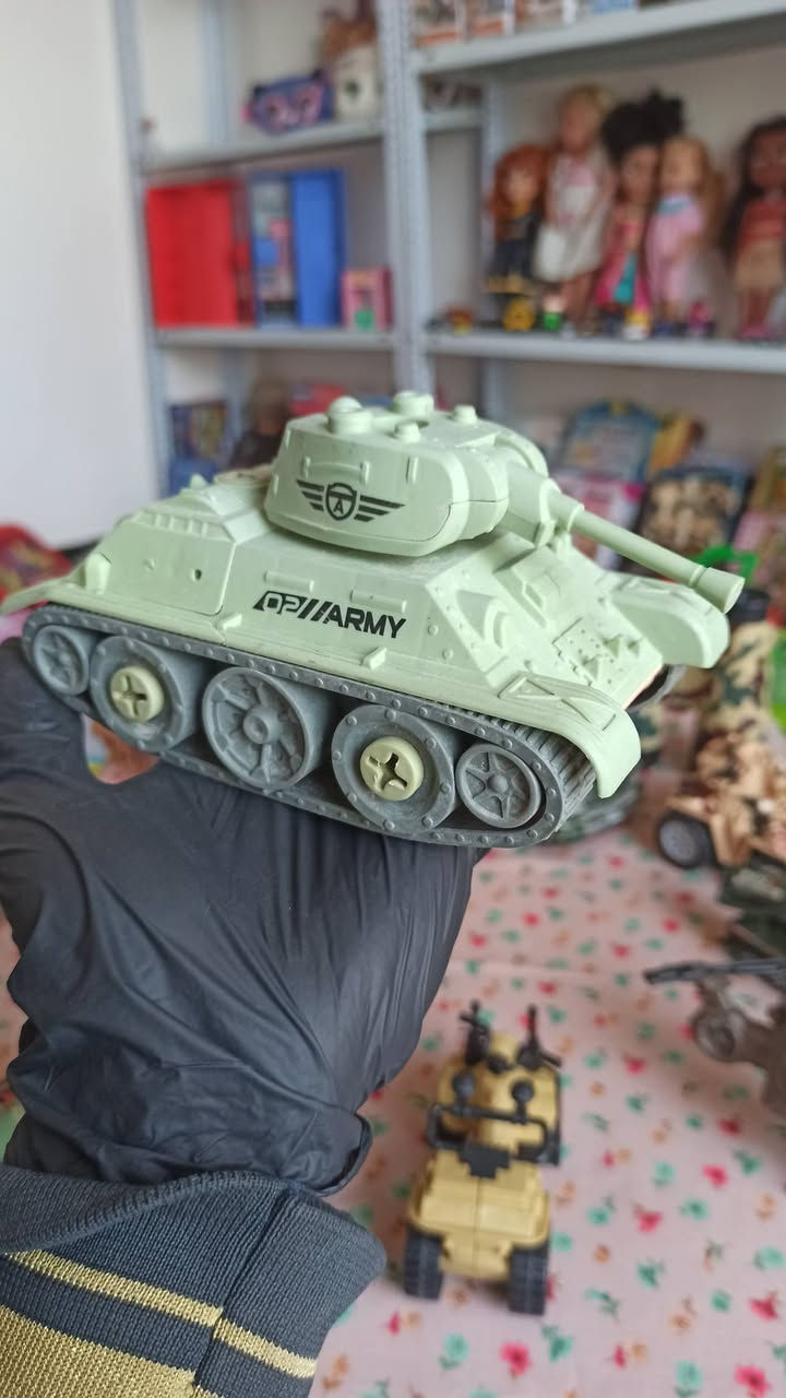 سيارات ومعدات عسكريه
.
- كلهم 14 ألف فقط ✅ 
.
- للتواصل واتساب ⬅️ ***********
