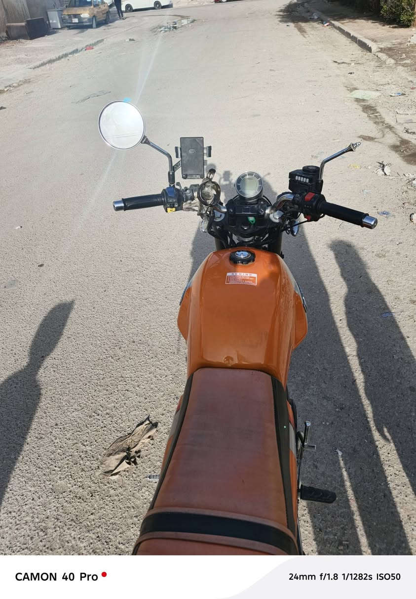 السلام عليكم دراجه لاتي موديل 2022 مكفوله كفاله عامه اوراق كامله زنجيل جديد دسكات جدد باتري جديد أي نقص مابيها المحرك كفاله عامه كبل للشارع متصرف عليها ألف دينار العنوان بغداد البياع السعر خاص أو اتصال واني خادم/***********
